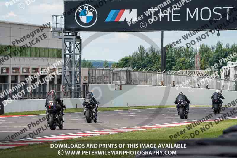 donington no limits trackday;donington park photographs;donington trackday photographs;no limits trackdays;peter wileman photography;trackday digital images;trackday photos